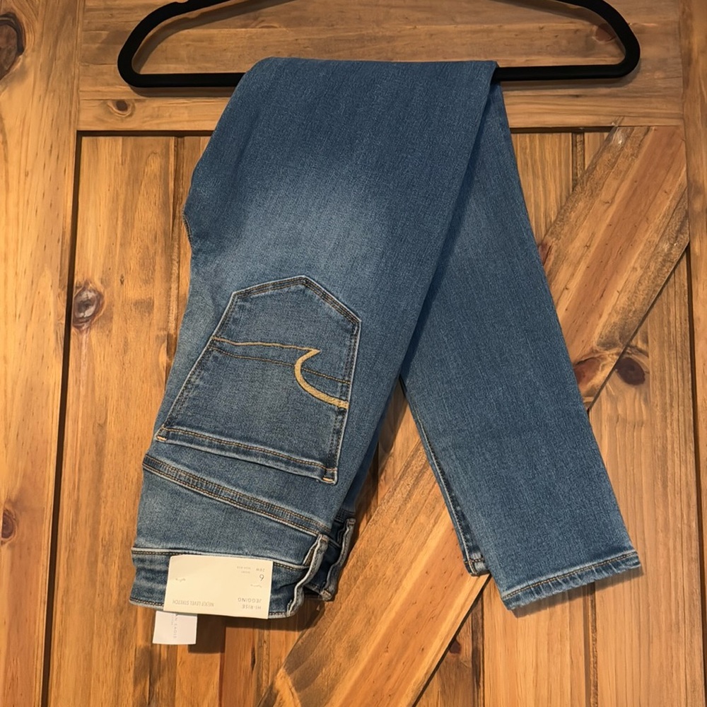 NWT AE High-Rise Jeggings, 6 short